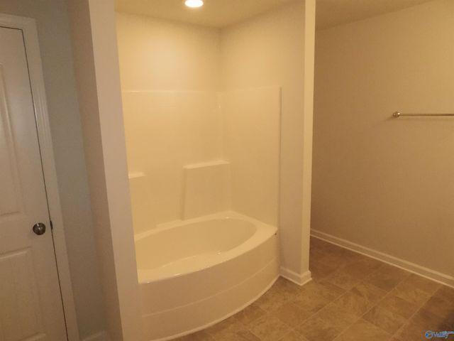 136 Winstead Circle, Owens Cross Roads, AL 35763