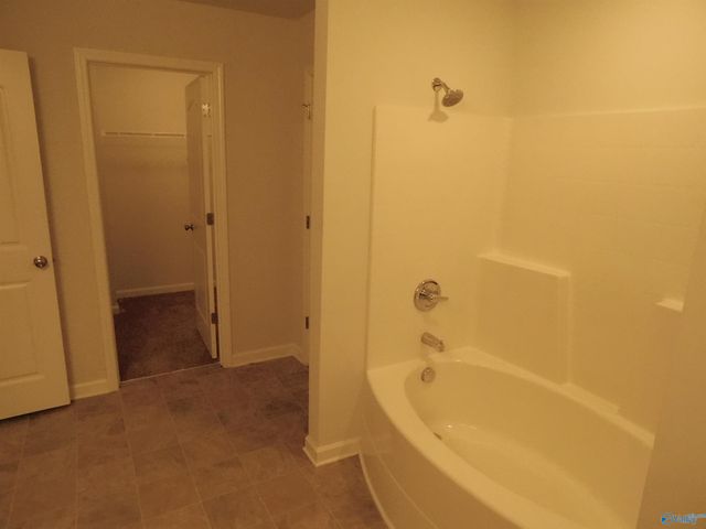 136 Winstead Circle, Owens Cross Roads, AL 35763