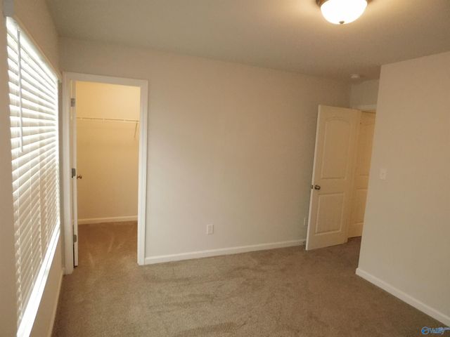 136 Winstead Circle, Owens Cross Roads, AL 35763