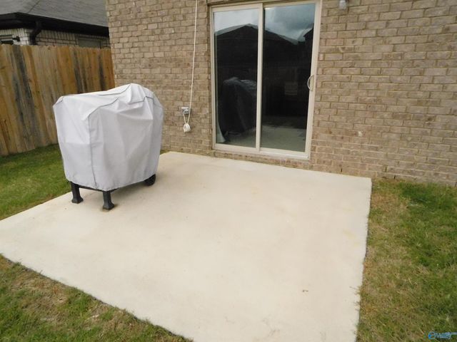 136 Winstead Circle, Owens Cross Roads, AL 35763