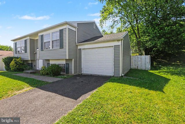 1288 WANDERING WAY, Harrisburg, PA 17110