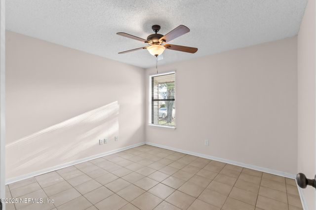 8361 CHASON Road W, Jacksonville, FL 32244