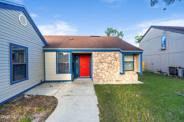 8361 CHASON Road W, Jacksonville, FL 32244