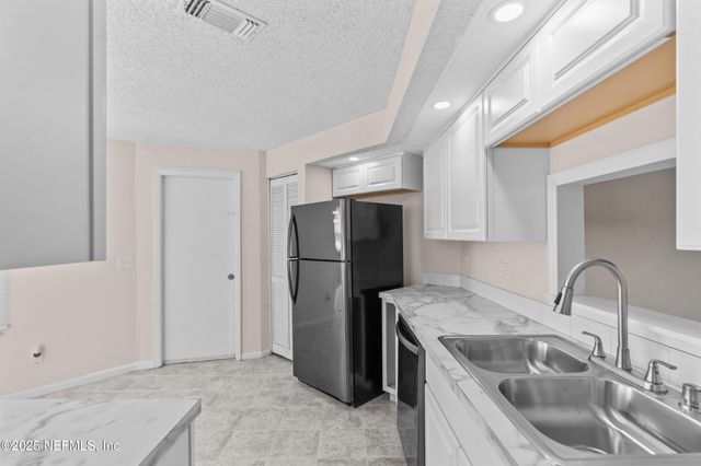 8361 CHASON Road W, Jacksonville, FL 32244