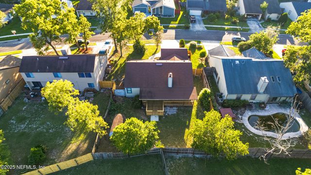 8361 CHASON Road W, Jacksonville, FL 32244