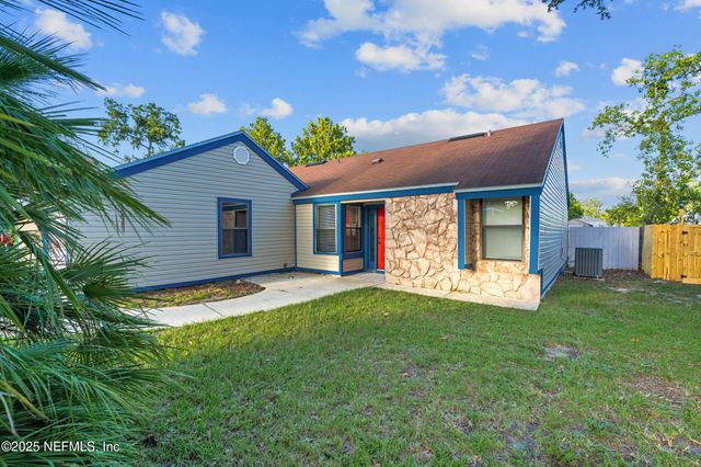 8361 CHASON Road W, Jacksonville, FL 32244