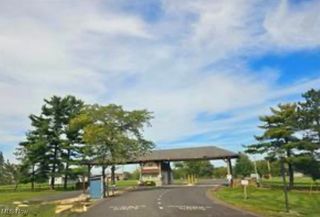 1290-1291 Laurel Drive, West Salem, OH 44287