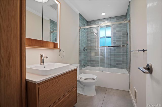 97 Hanson Lane, New Rochelle, NY 10804