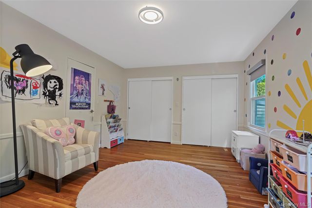 97 Hanson Lane, New Rochelle, NY 10804