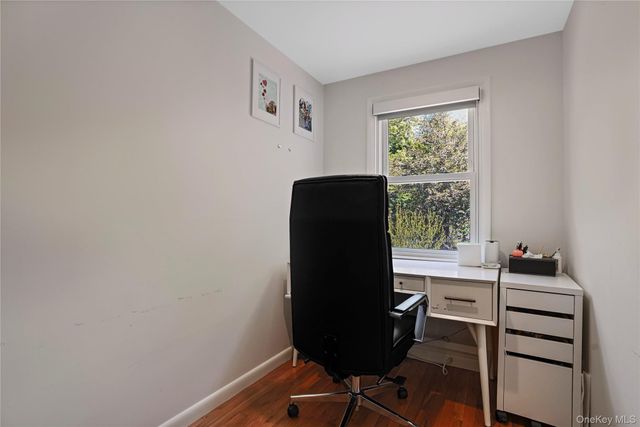 97 Hanson Lane, New Rochelle, NY 10804