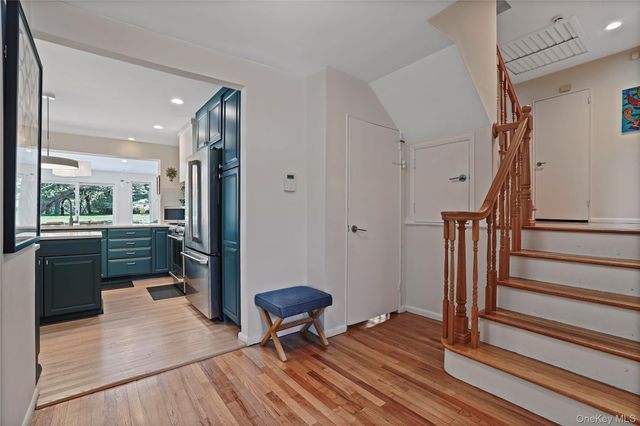 97 Hanson Lane, New Rochelle, NY 10804