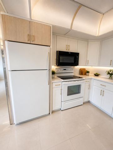 4024 Newcastle B, Boca Raton, FL 33434