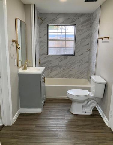 2415 Perry Street, Baytown, TX 77521