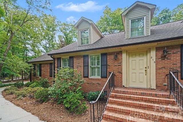 215 Chedworth Court, Concord, NC 28025