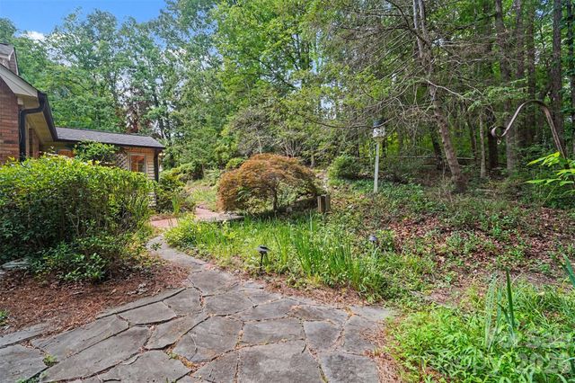 215 Chedworth Court, Concord, NC 28025