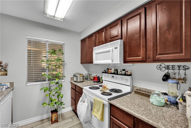 5098 River Glen Drive 198, Las Vegas, NV 89103