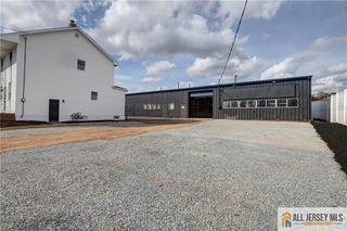 12 Jansen Avenue, Woodbridge Proper, NJ 07095