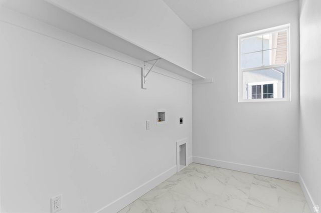 1306 W 2325 S, Syracuse, UT 84075