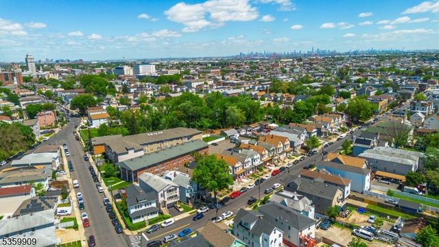 857 Garden St, Elizabeth City, NJ 07202
