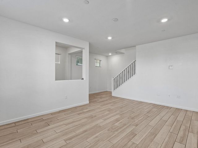 7514 Clear Lake Aly, Sacramento, CA 95829