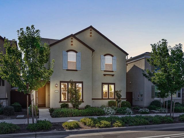 7514 Clear Lake Aly, Sacramento, CA 95829