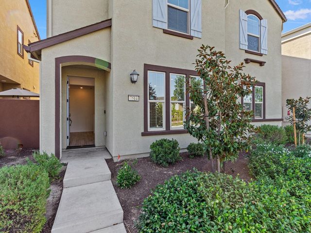 7514 Clear Lake Aly, Sacramento, CA 95829