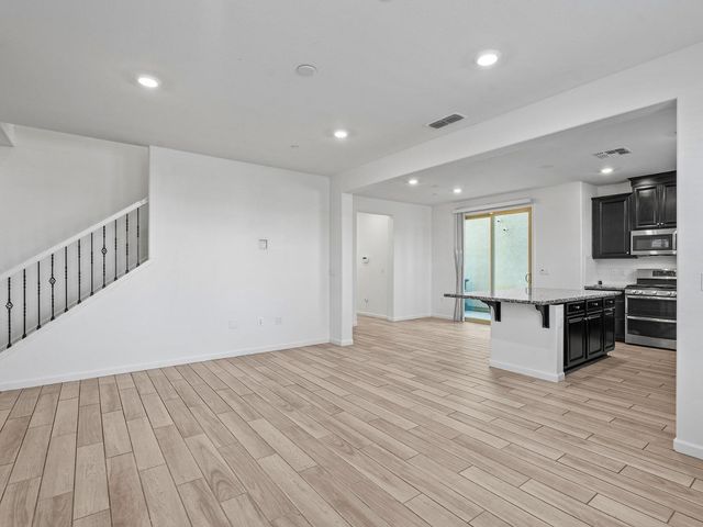 7514 Clear Lake Aly, Sacramento, CA 95829