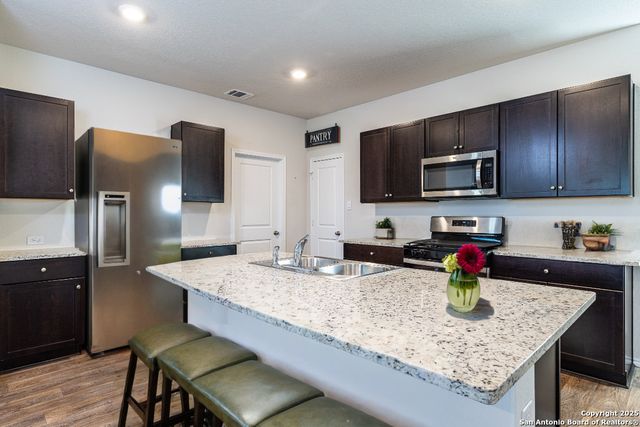 4831 Vogesite Path, San Antonio, TX 78253