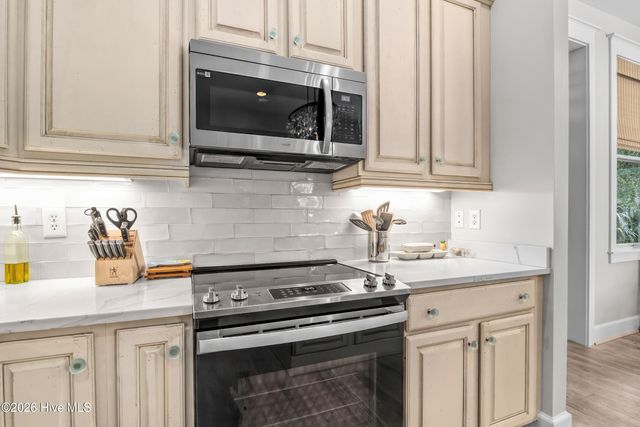 614 Ocracoke Way, Bald Head Island, NC 28461