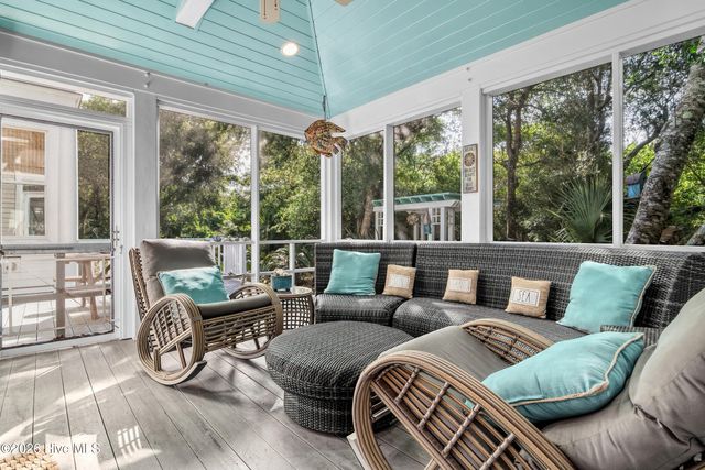 614 Ocracoke Way, Bald Head Island, NC 28461