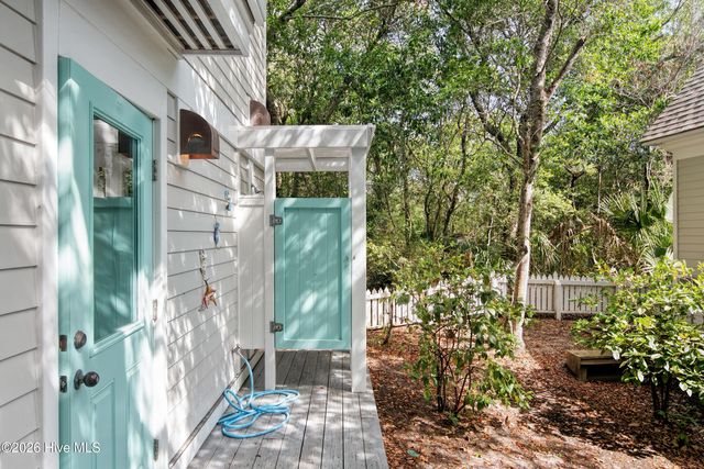 614 Ocracoke Way, Bald Head Island, NC 28461