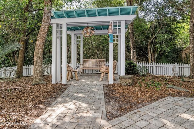 614 Ocracoke Way, Bald Head Island, NC 28461