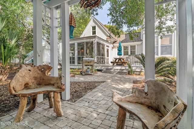 614 Ocracoke Way, Bald Head Island, NC 28461