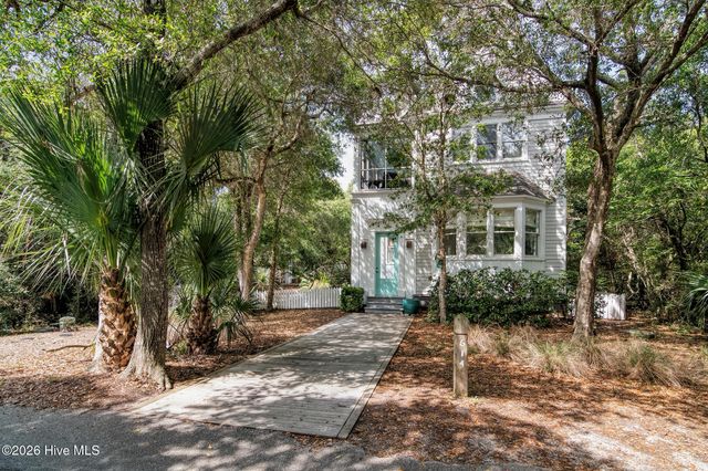 614 Ocracoke Way, Bald Head Island, NC 28461