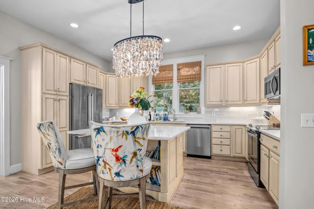 614 Ocracoke Way, Bald Head Island, NC 28461
