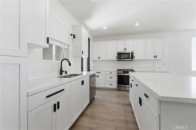 246 Natural Bridge, Palmdale, CA 93551