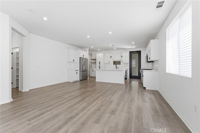 246 Natural Bridge, Palmdale, CA 93551