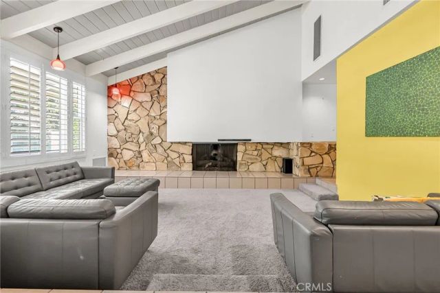 2110 Hathaway, Riverside, CA 92506