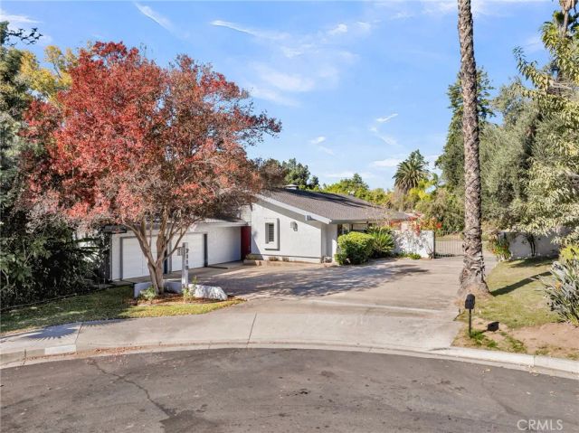 2110 Hathaway, Riverside, CA 92506
