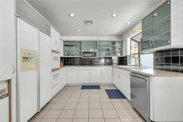 2110 Hathaway, Riverside, CA 92506