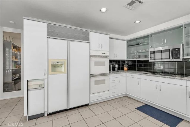 2110 Hathaway, Riverside, CA 92506