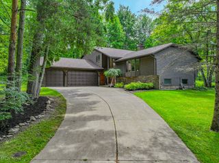 1160 Riverside Drive, Painesville, OH 44077