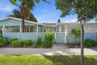 19220 Avenue Of The Oaks A, Newhall, CA 91321