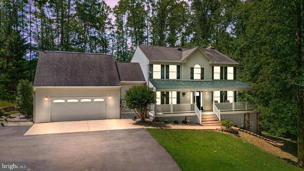 104 WILLOWMERE POND RD, Stafford, VA 22556