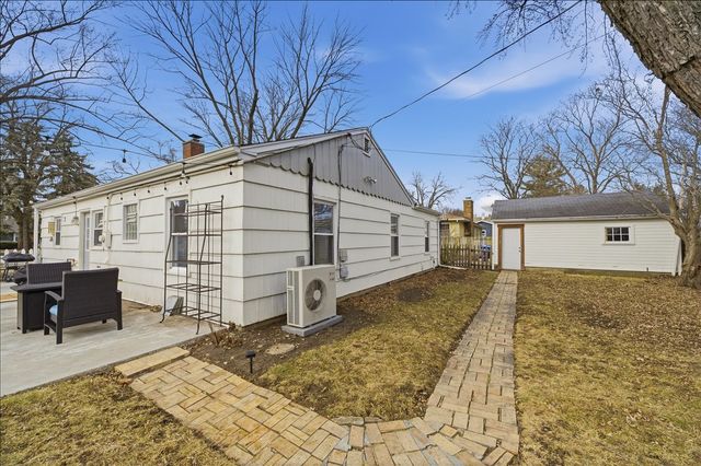 321 Grant Avenue, Geneva, IL 60134