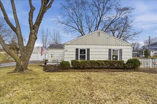 321 Grant Avenue, Geneva, IL 60134
