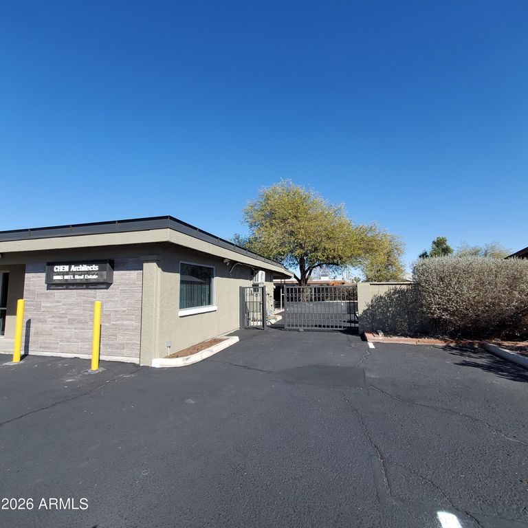 877 N ALMA SCHOOL Road, Chandler, AZ 85224 — photo 2