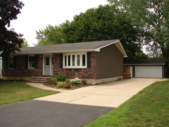514 Garnett Avenue, Winthrop Harbor, IL 60096