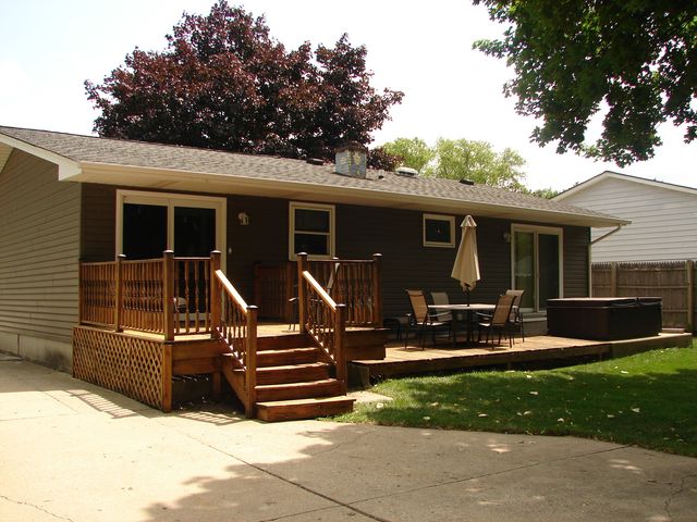 514 Garnett Avenue, Winthrop Harbor, IL 60096