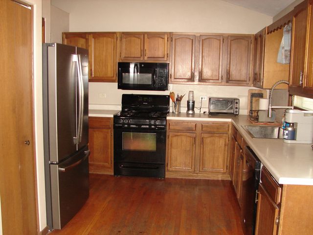 514 Garnett Avenue, Winthrop Harbor, IL 60096